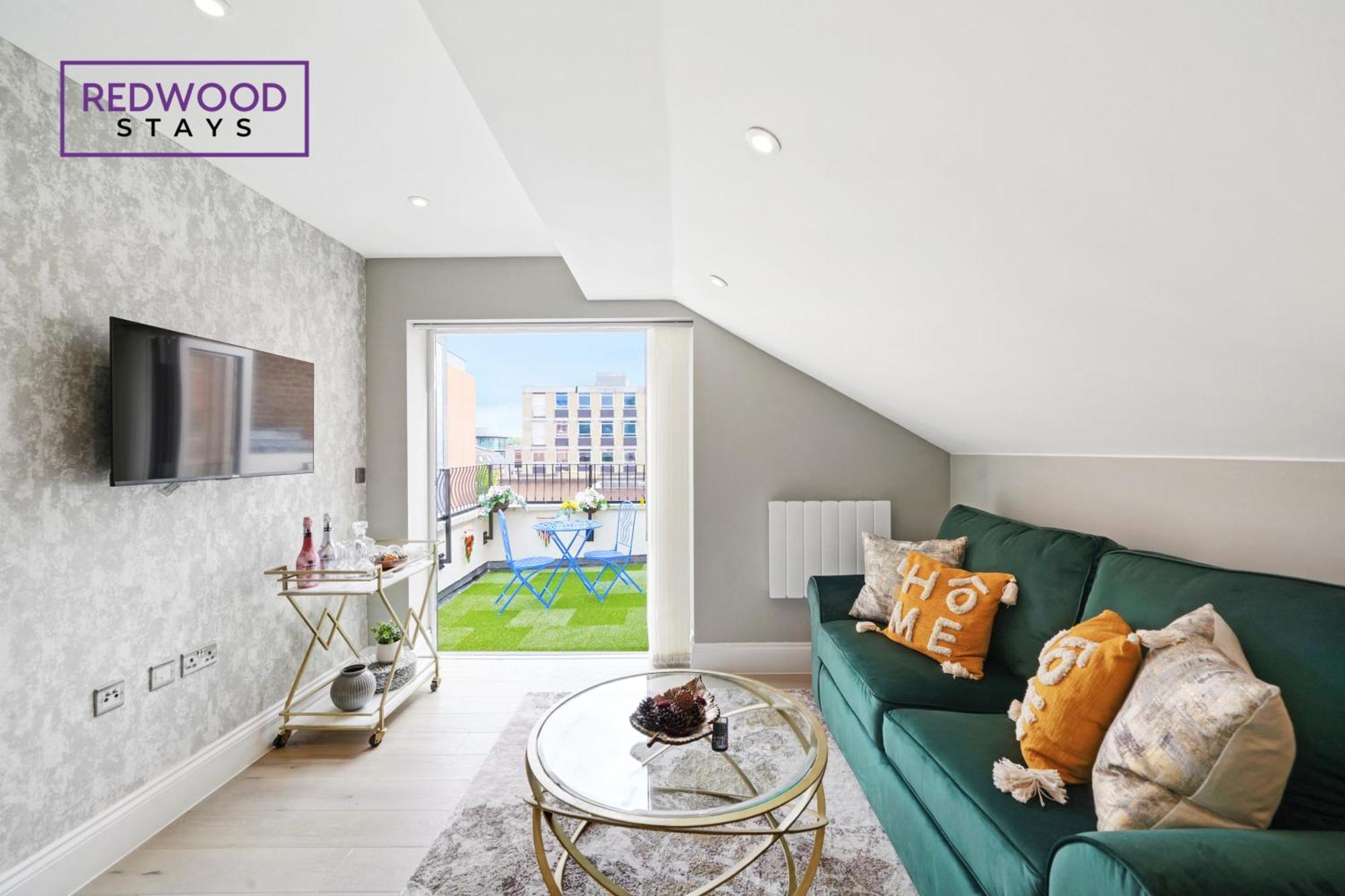Top Quality 2 Bed 1 Bath Apartments For Contractors By Redwood Stays レディング エクステリア 写真