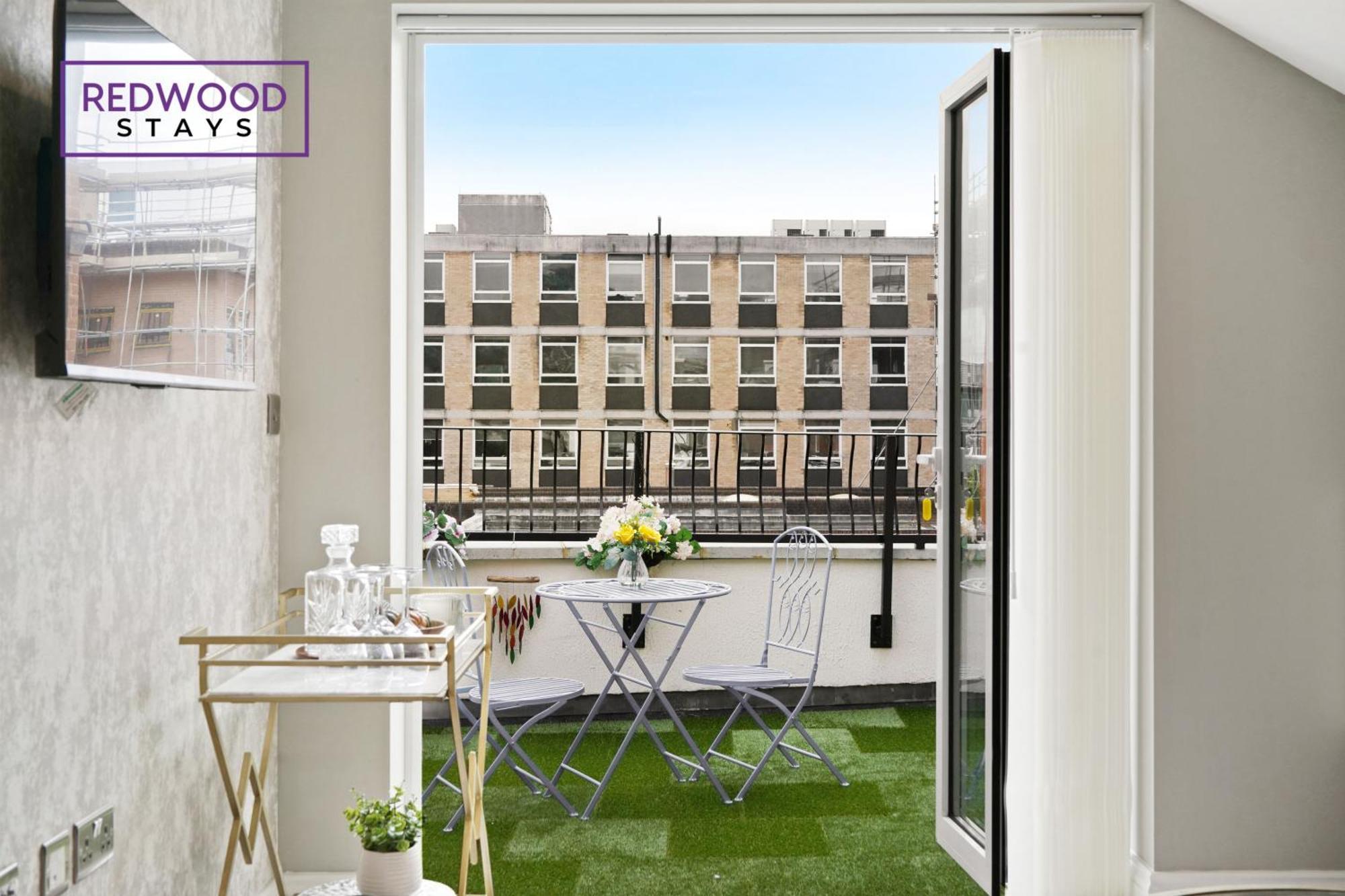 Top Quality 2 Bed 1 Bath Apartments For Contractors By Redwood Stays レディング エクステリア 写真