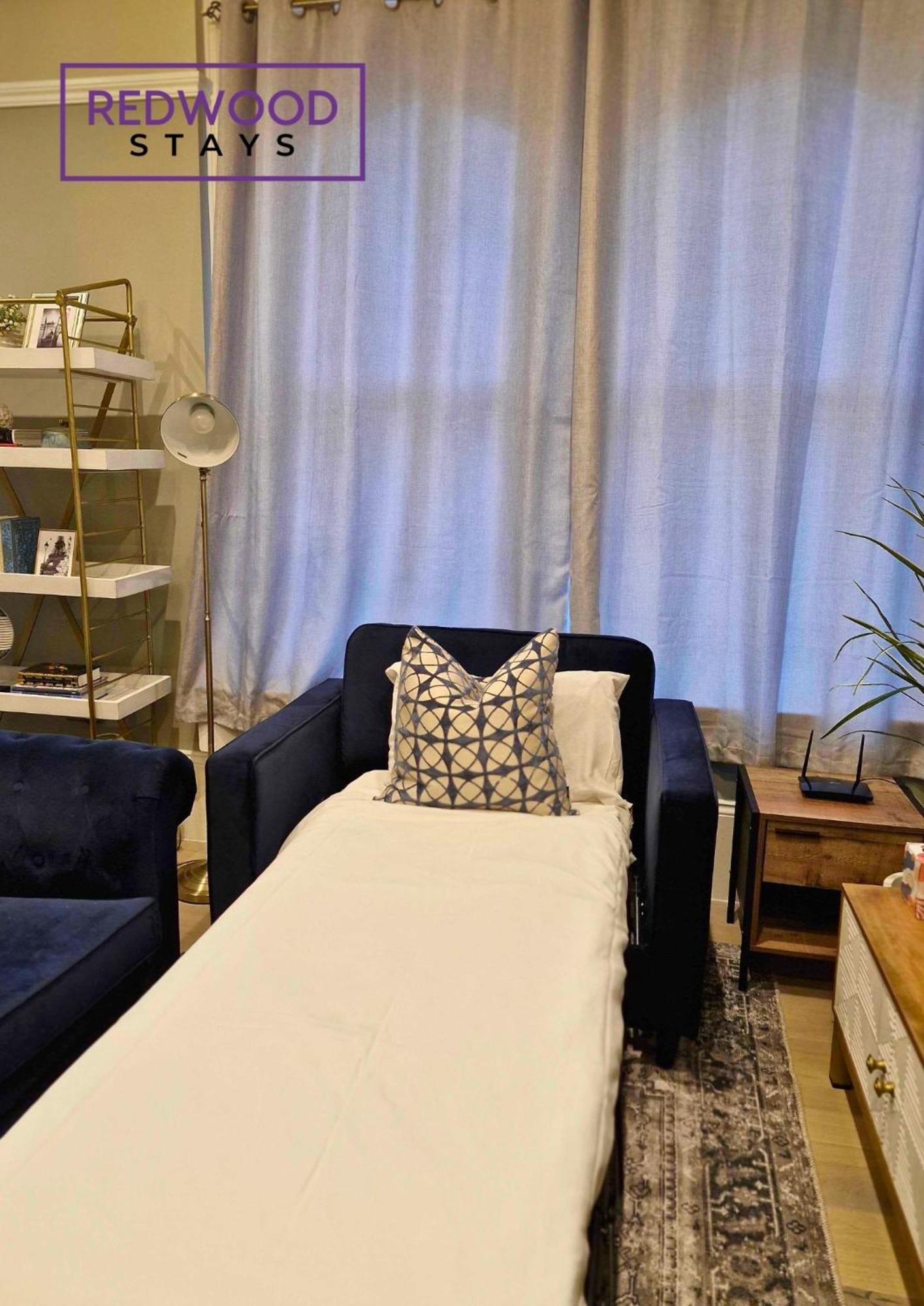 Top Quality 2 Bed 1 Bath Apartments For Contractors By Redwood Stays レディング エクステリア 写真